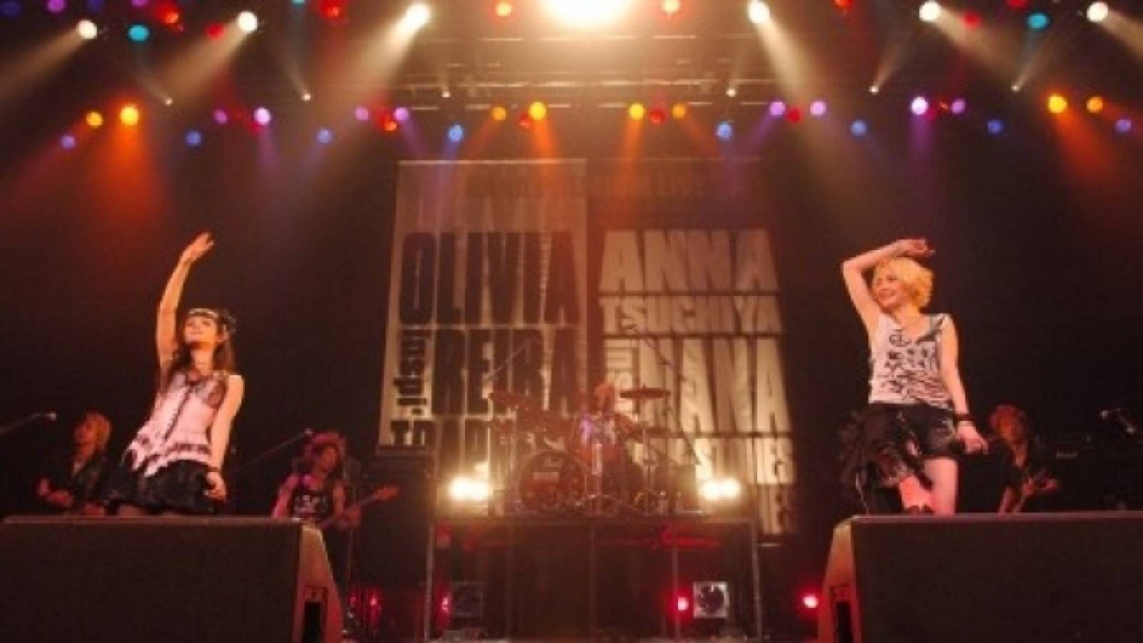 NANA PREMIUM LIVE © Avex Entertainment Inc. / Masayuki Noda