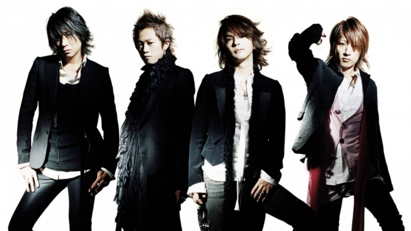 L'Arc~en~Ciel - TOUR 2007-2008 THEATER OF KISS © Sony Music Entertainment (Japan) Inc.