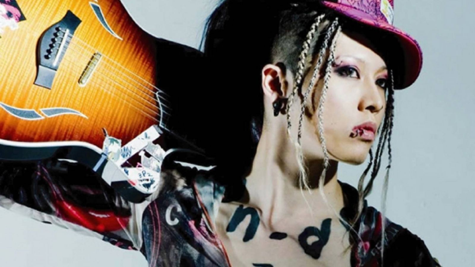 Zy 40: miyavi © 2008 Zy.connection Inc. All Rights Reserved.