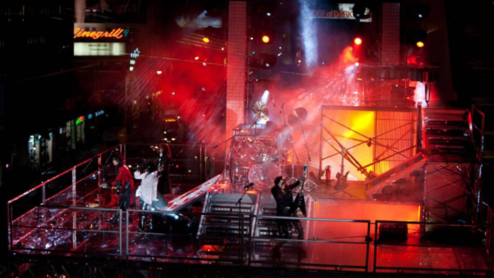 X JAPAN Filming in Hollywood © YSK Entertainment, Inc. 2010. All Rights Reserved