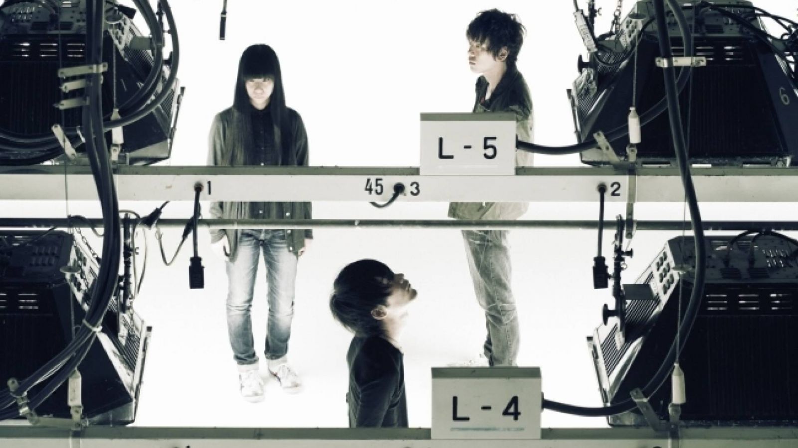 Ling tosite sigure's New Single © Sony Music Entertainment (Japan) Inc.