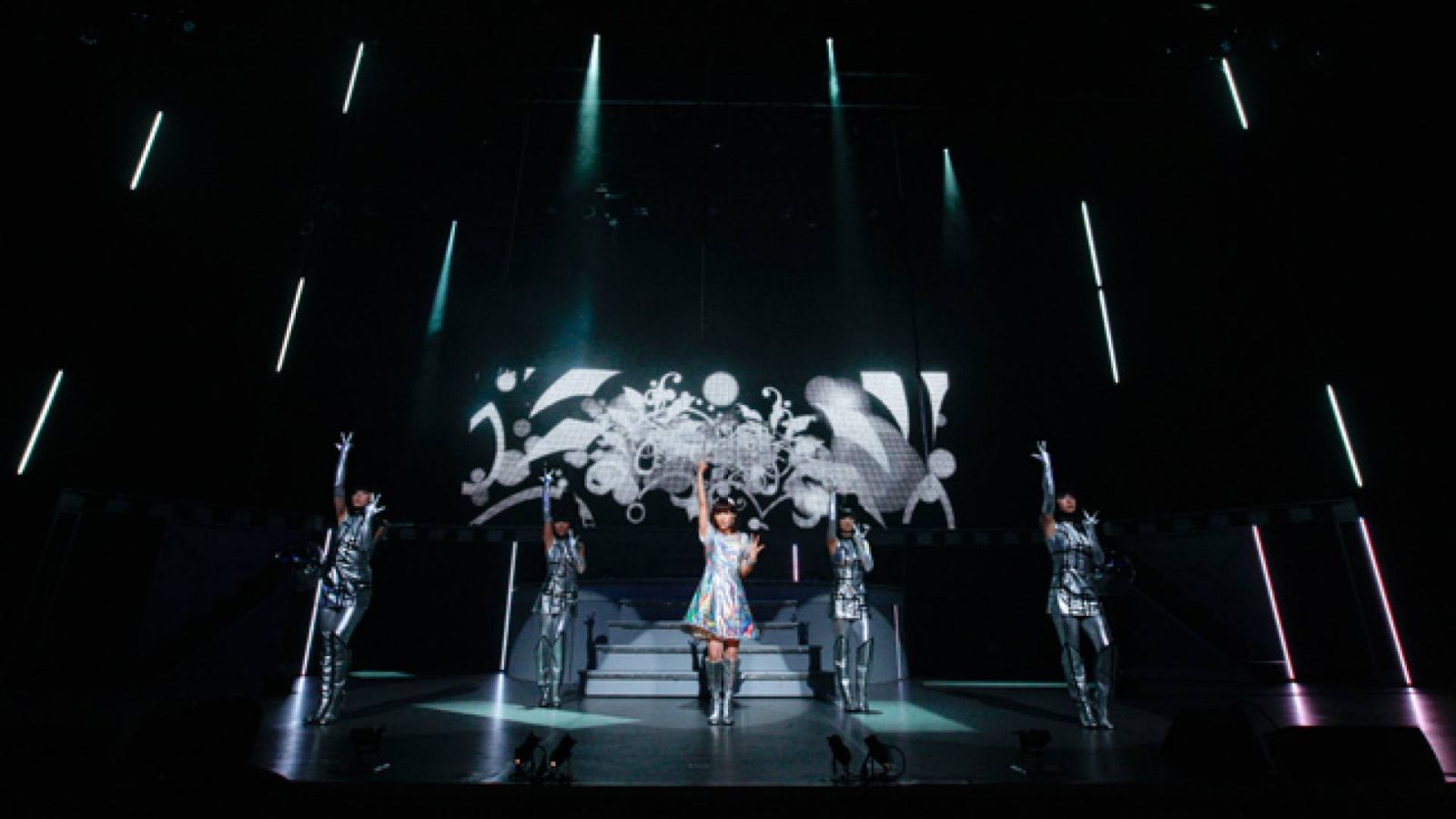 Концерт Yui Horie в рамках тура SECRET MISSION TOUR © King Records