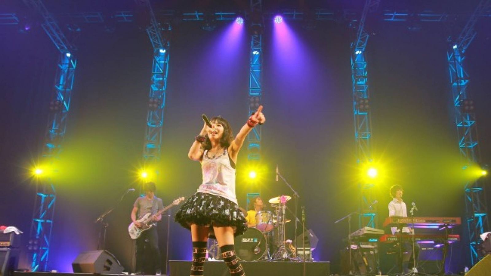 AFA Indonesia Tag 1 - LiSA rockt die Anisong Super Stage © Raja A. Octivano JaME Indonesia