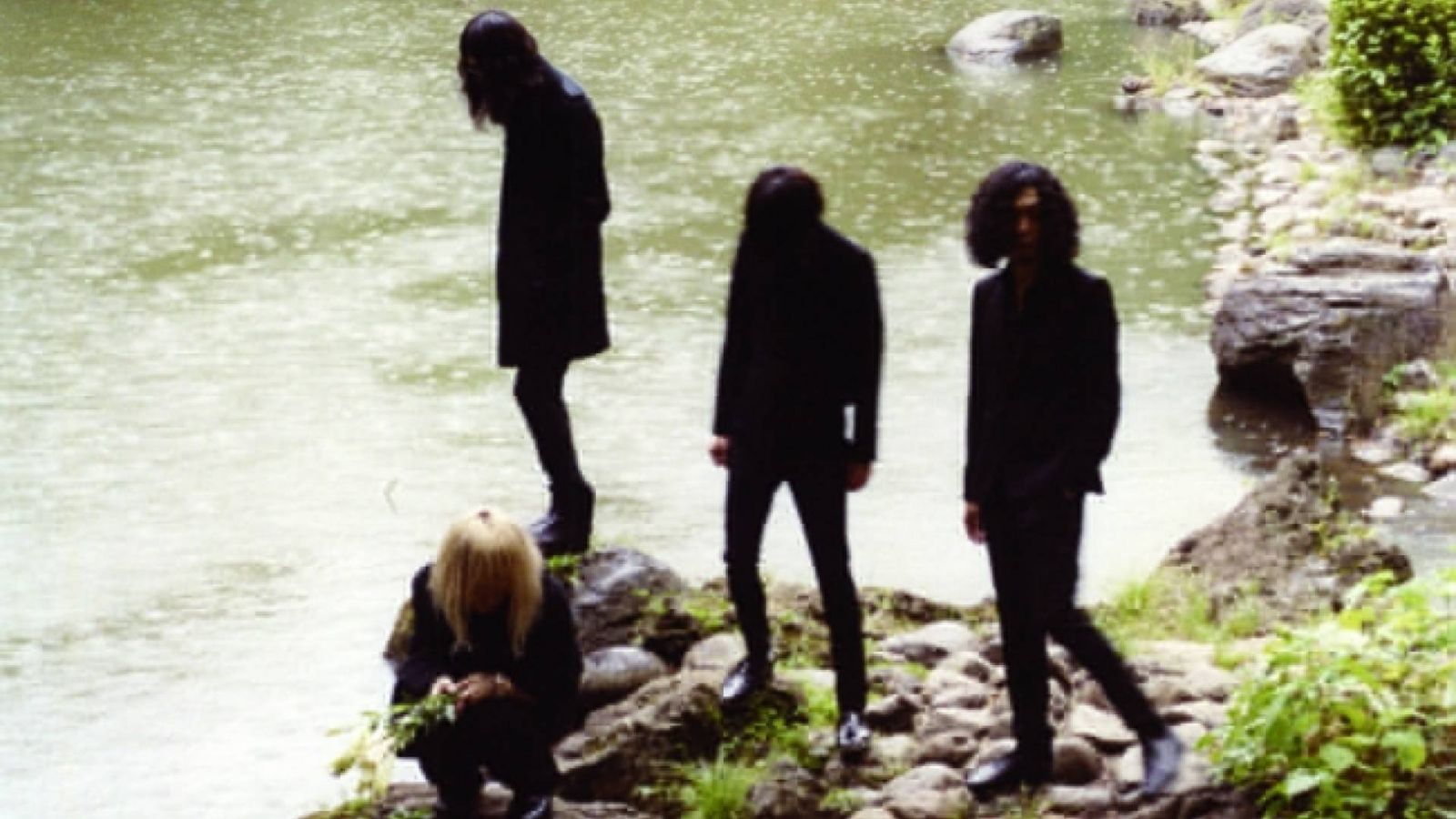 News from THE NOVEMBERS © THE NOVEMBERS