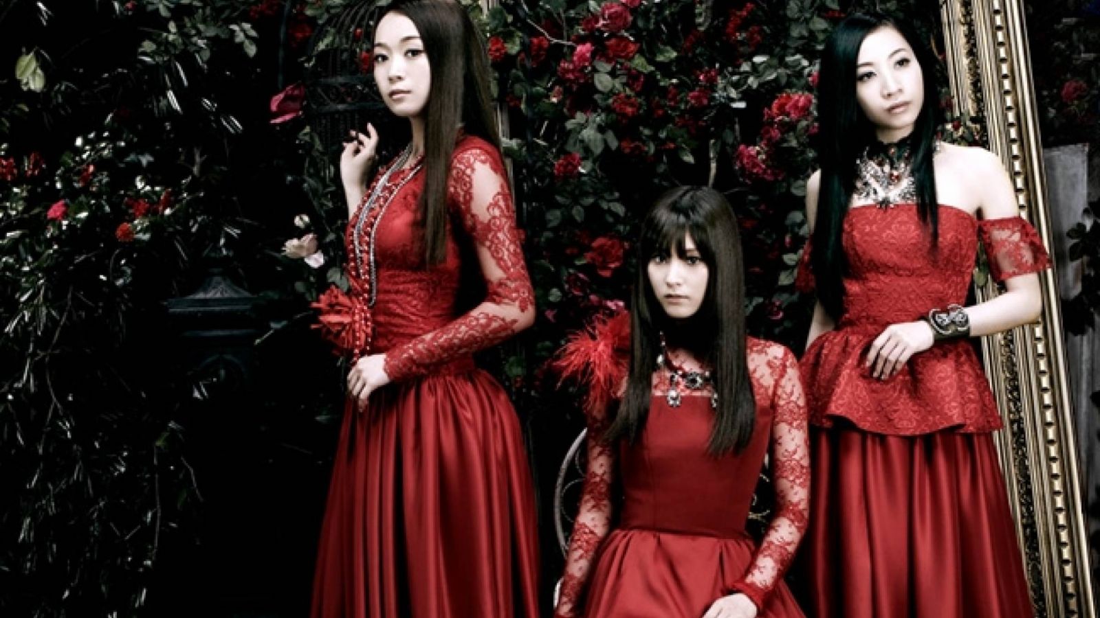 First Best-of from Kalafina © SME Records
