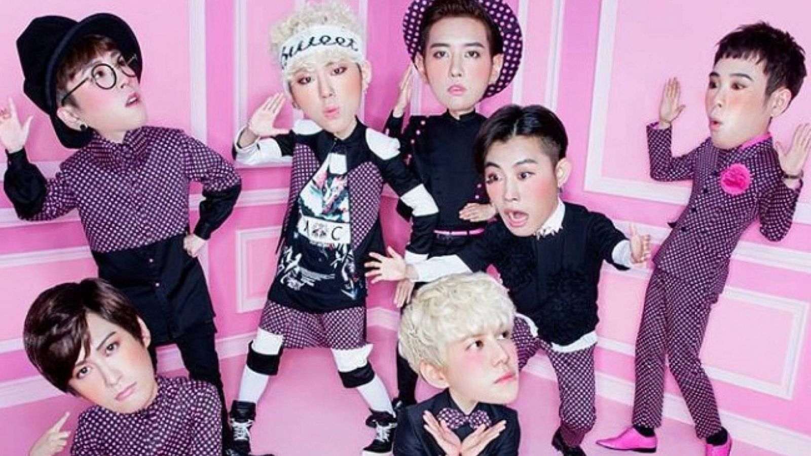 H.E.R, Block B's funny comeback © Block B Official Facebook