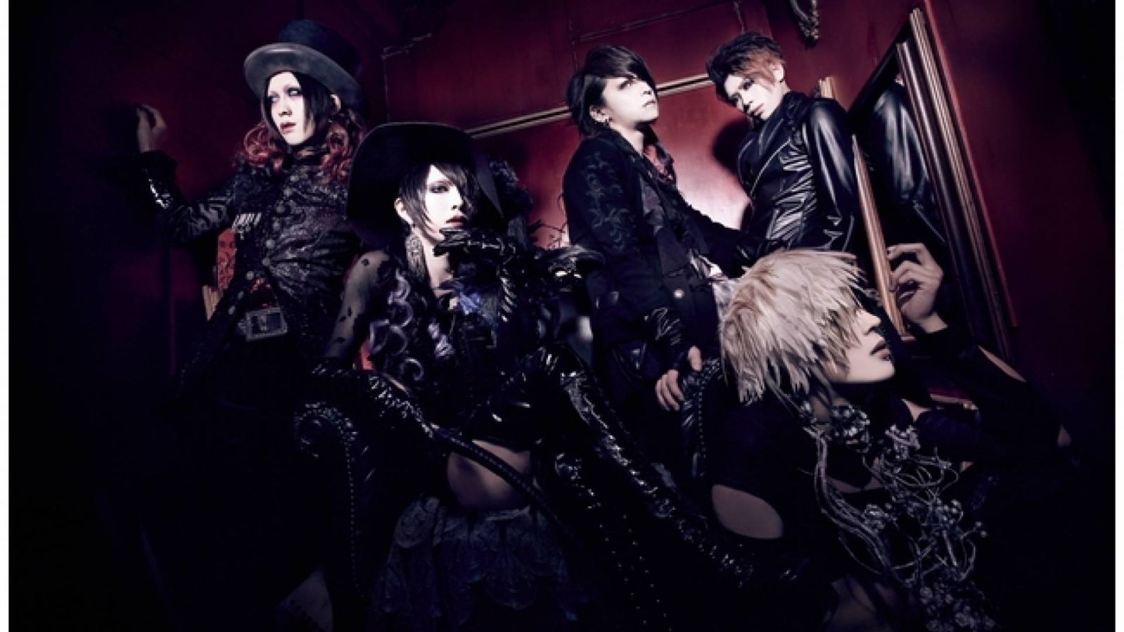 Lycaon to Disband © VOGUE ENTERTAINMENT