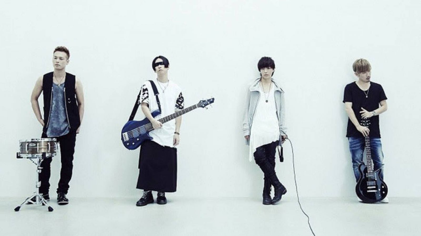 SPYAIRin single Be with nyt kaupoissa © Sony Music Associated Records Inc. All rights reserved.