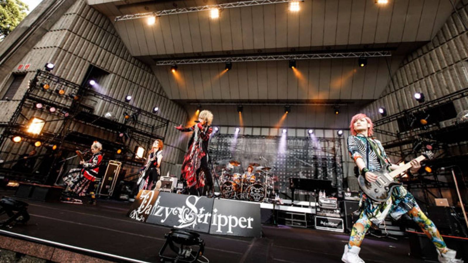 DaizyStripper: Ninth Anniversary Live Special w Hibiya Yagai Dai Ongakudou © DaizyStripper