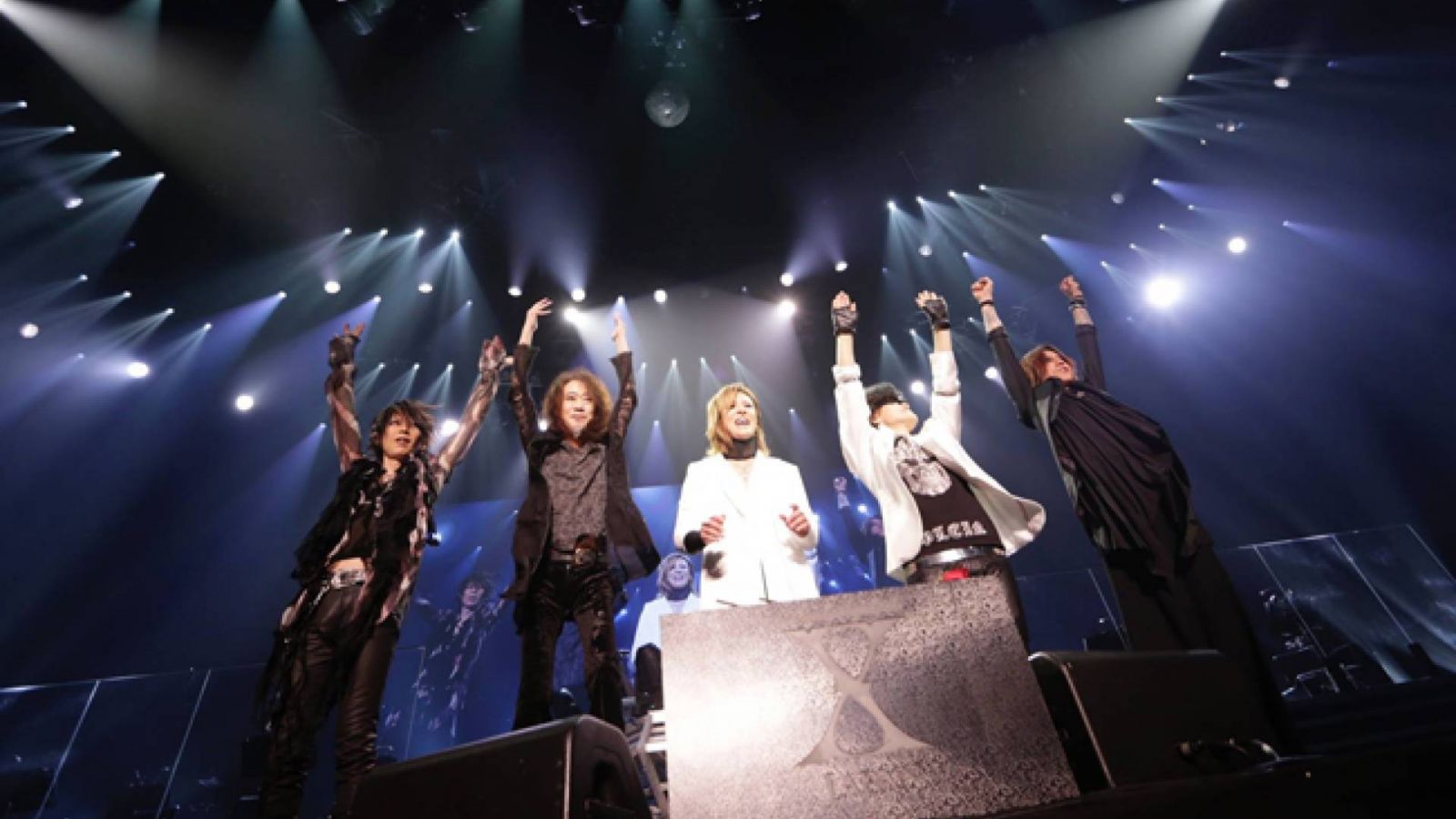 X JAPAN et sa tournée miraculeuse : concert à Yokohama Arena © X JAPAN