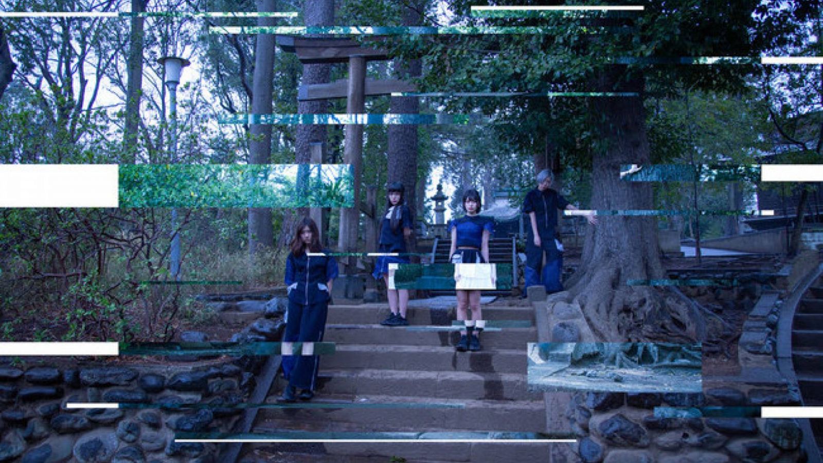 New Single from Maison book girl © ekoms.inc. All rights reserved.