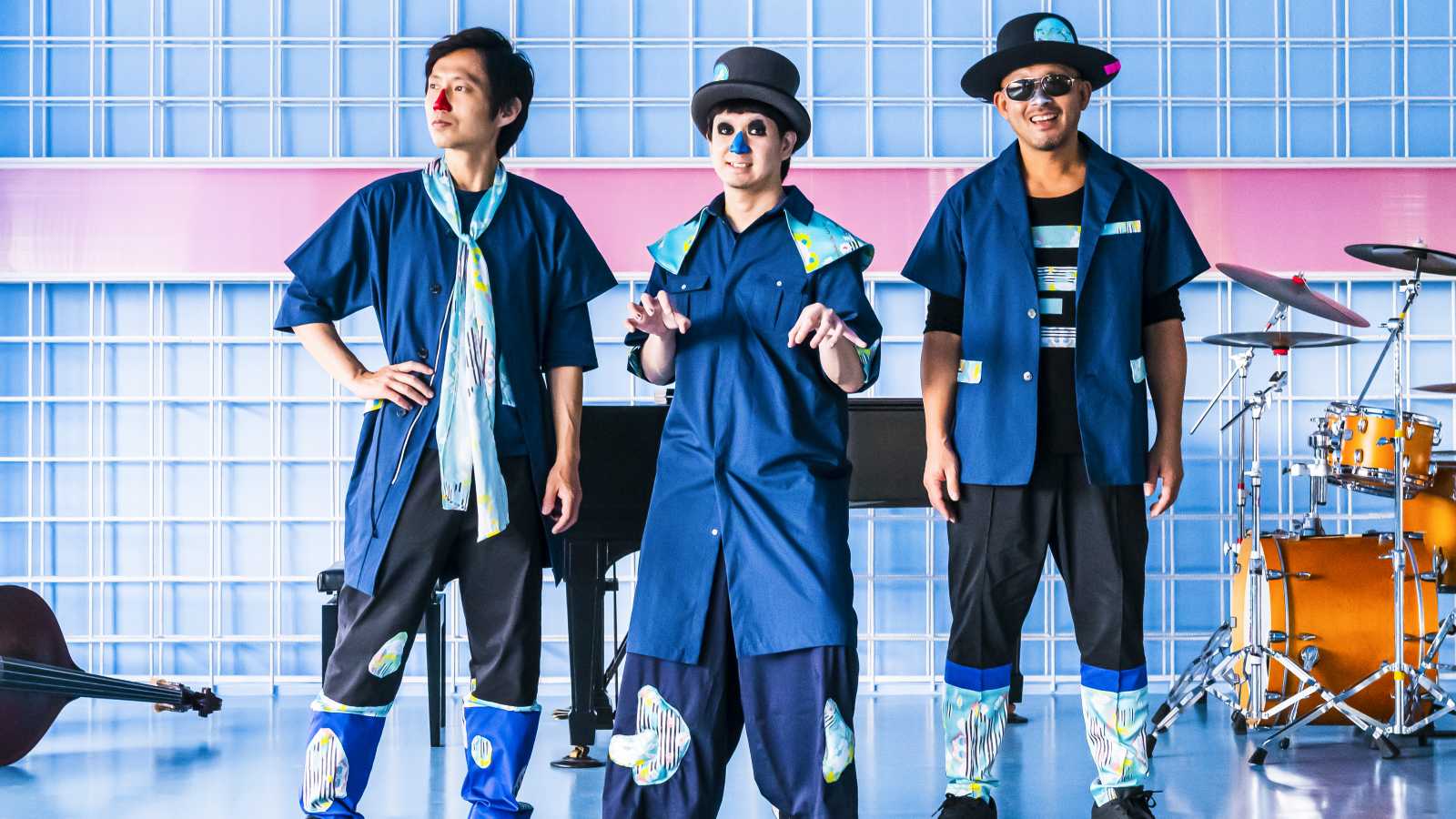 H ZETTRIO © World Apart Co., Ltd. All rights reserved.