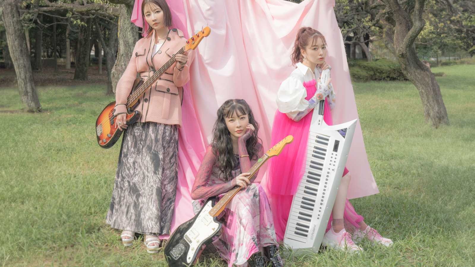 SILENT SIREN sort sa nouvelle chanson "Sus4" © SAYN / PLATINUM PIXEL. All rights reserved.