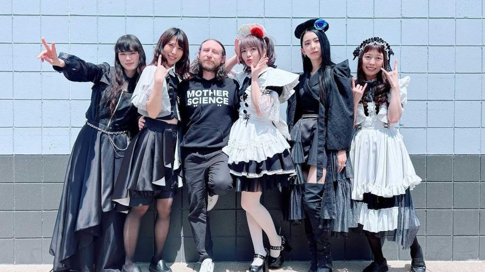 BAND-MAID publie le clip de "Bestie" © BAND-MAID x Mike Einziger. All rights reserved.