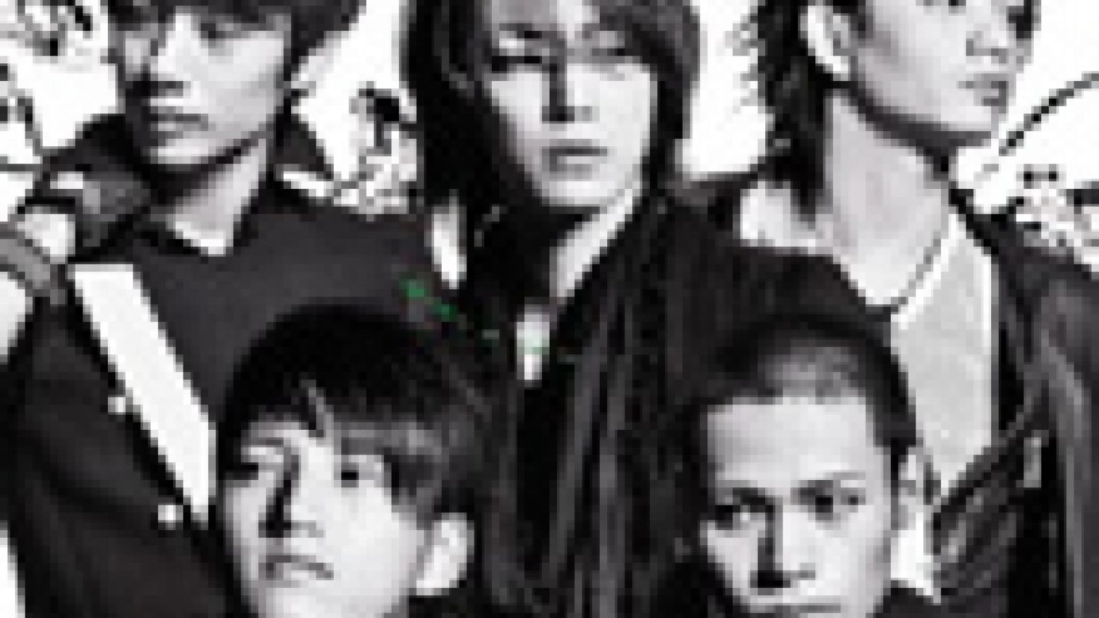 KAT-TUN singlellä © Sony Music Entertainment (Japan) Inc.